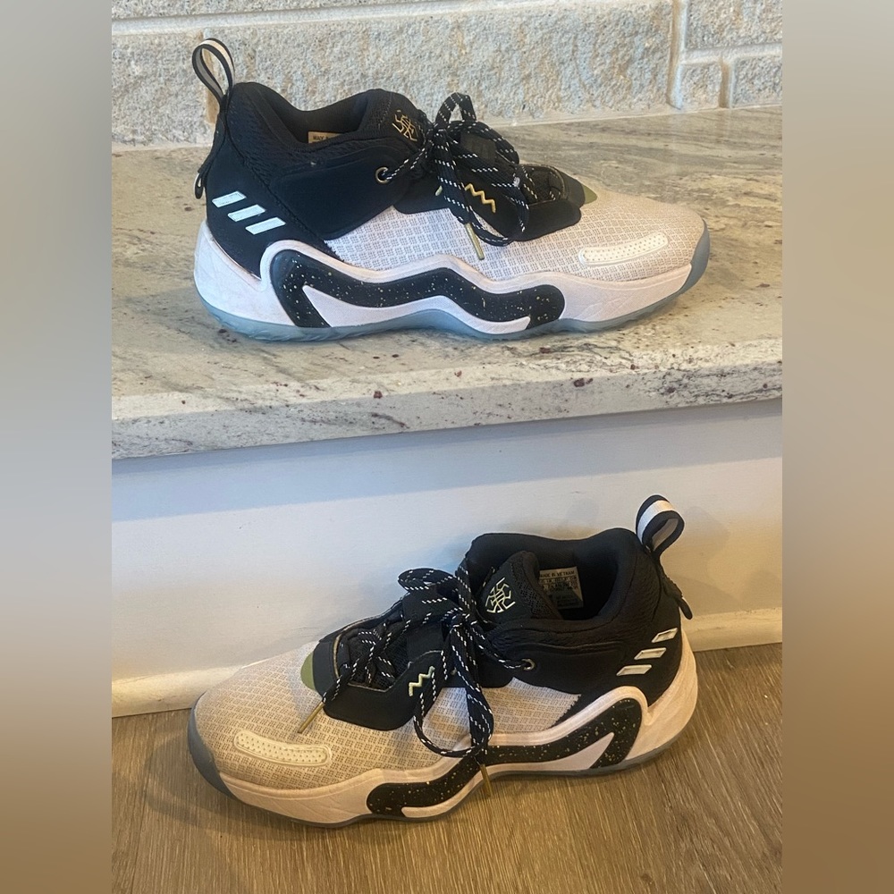 Adidas DONOVAN MITCHELL D.O.N. ISSUE #3 BASKETBALL SHOES Mens Size 8